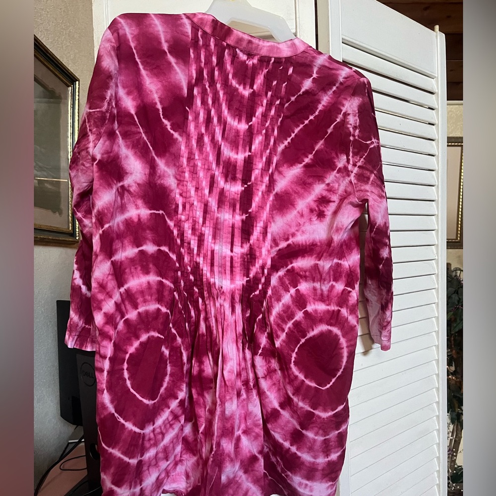 CHICO Women's Pink Tie-Dye Top - Picture 2 of 8
